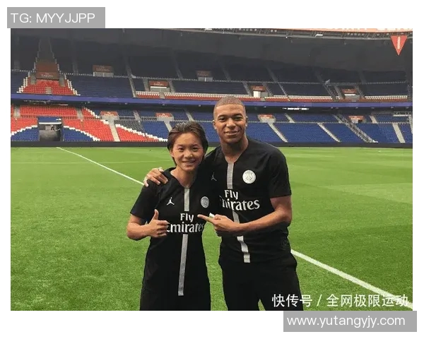 被球迷和媒体猛烈批评的男足球星因失误成为焦点引发广泛争议 被球迷和媒体猛烈批评的男足球星因失误成为焦点引发广泛争议