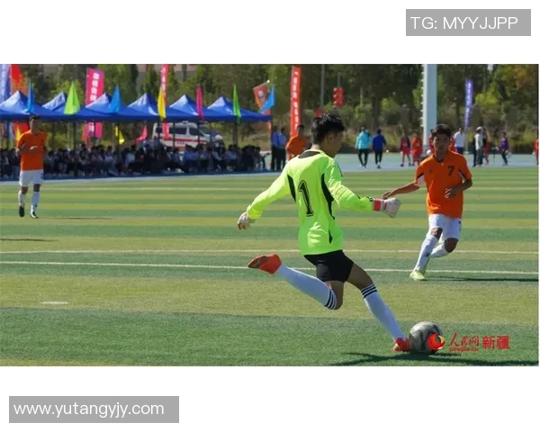 18号球星引领风骚 足球场上的灵动舞者与战术大师 18号球星引领风骚 足球场上的灵动舞者与战术大师